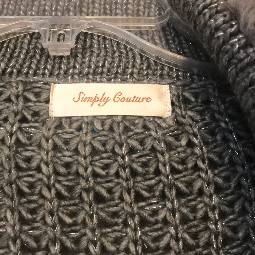 Sweater - Picture 2 of 4